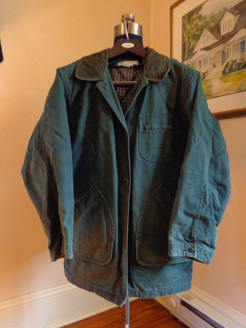 Three CLASSIC LL Bean Field jackets. M, L, XL. FREE SHIPPING, OFFERS